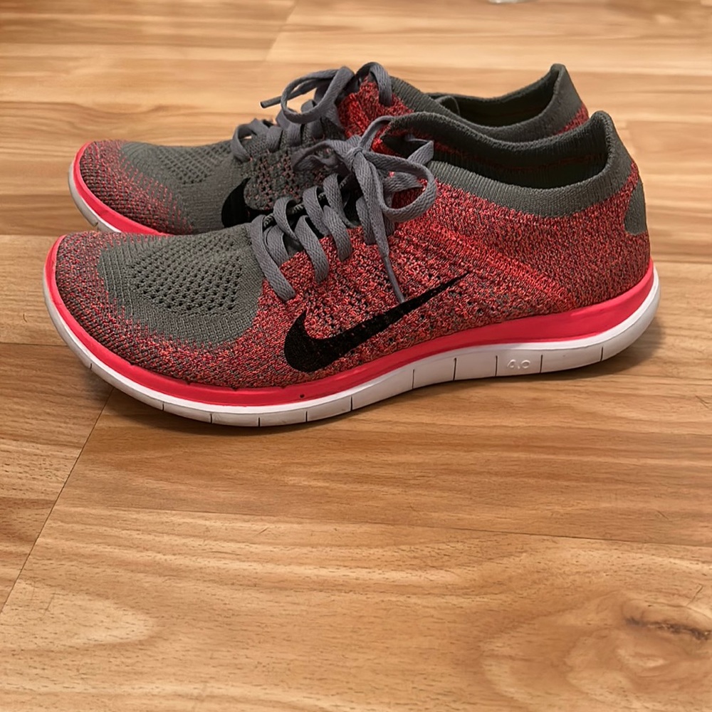 Nike free shoes